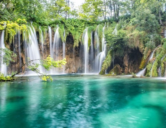 NP Plitvička jezera - Ekonomična tura (transfer to Plitvice)